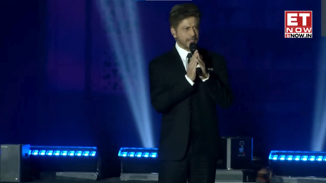 ‘Nothing can shake India...’ - Shah Rukh Khan pays tribute to 26/11, Pahalgam & Delhi blast victims in powerful message at Global Peace Honours 2025 – WATCH VIDEO